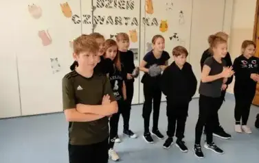 6