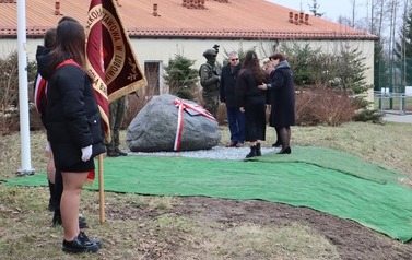 ODSŁONIĘCIE TABLICY PAMIĄTKOWEJ PAMIĘCI &bdquo;INKI&rdquo; 10