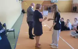 32