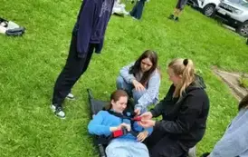 10