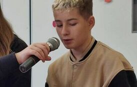 22