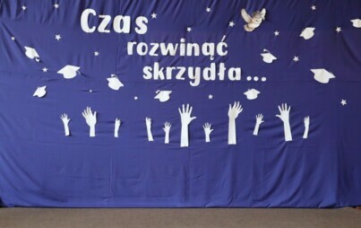 Zdjęcie do POŻEGNANIE UCZNI&Oacute;W KLASY 8