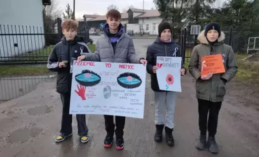 Zdjęcie do KAMPANIA BIAŁEJ WSTĄŻKI 2024