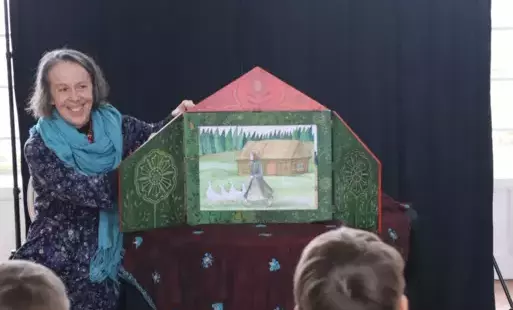 Zdjęcie do MODRA CHUSTKA &ndash; WYDARZENIE Z ARTYSTKĄ AGATĄ P&Oacute;ŁTORAK